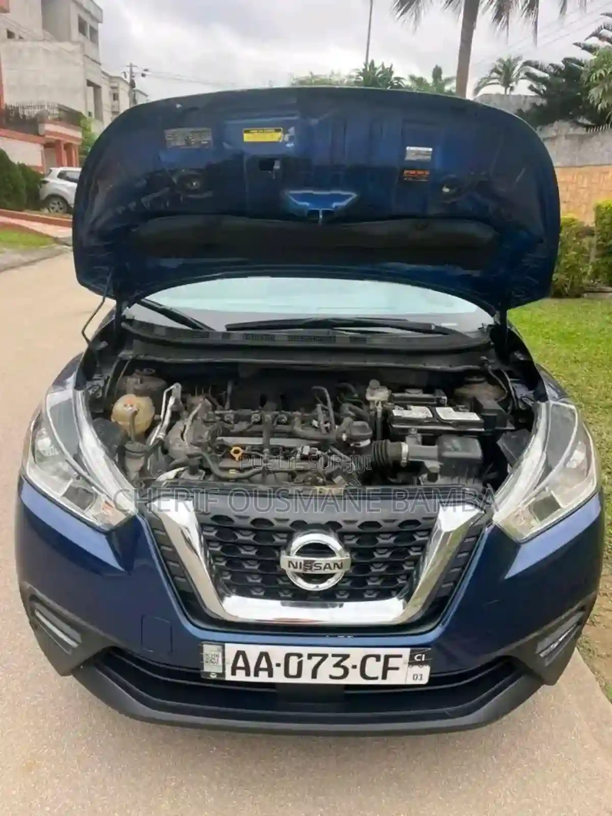Nissan Kicks S 2020 Noir Mat - Vue 3