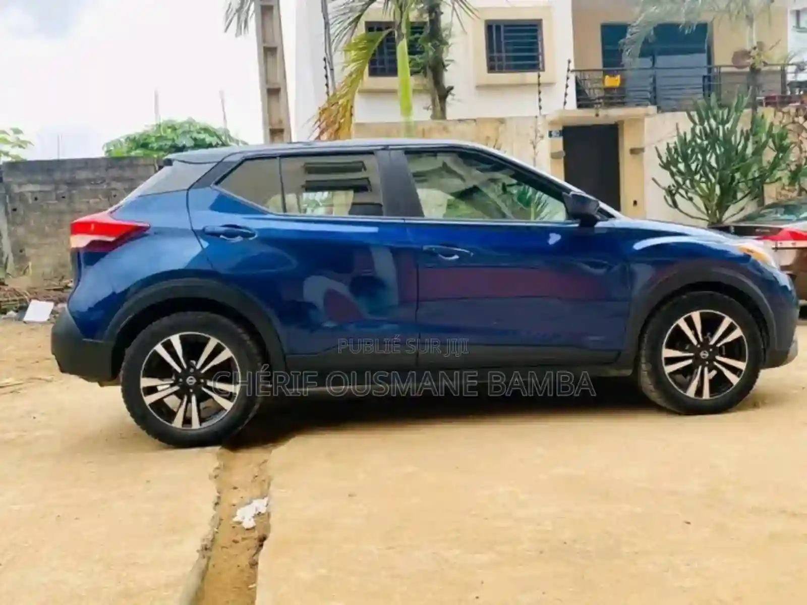 Nissan Kicks S 2020 Noir Mat - Vue 5