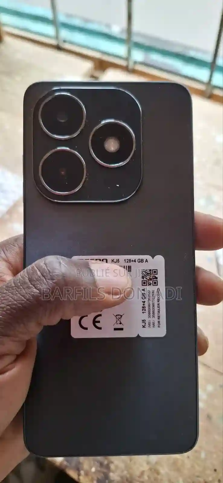 Tecno Spark 20 128 GB Noir - Vue 1