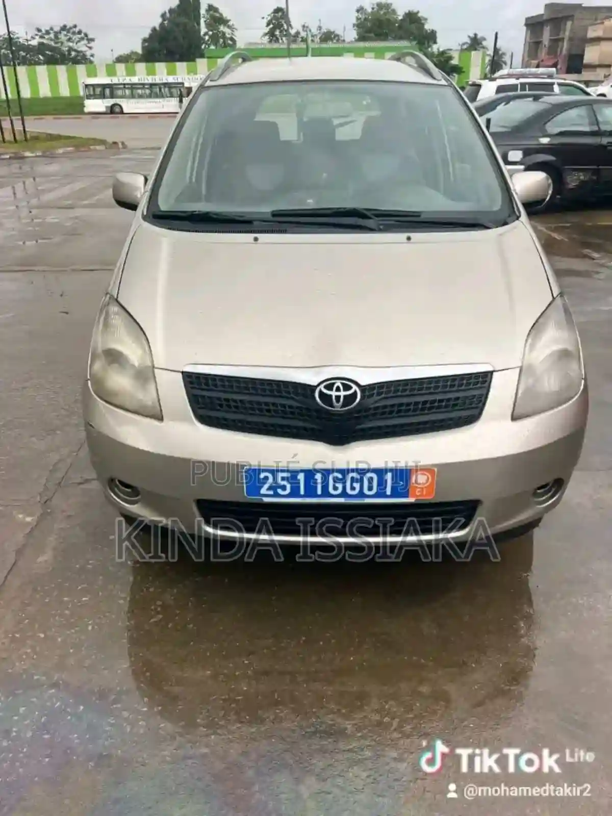 Toyota Corolla Verso 18 2008 Noir Mat - Vue 1