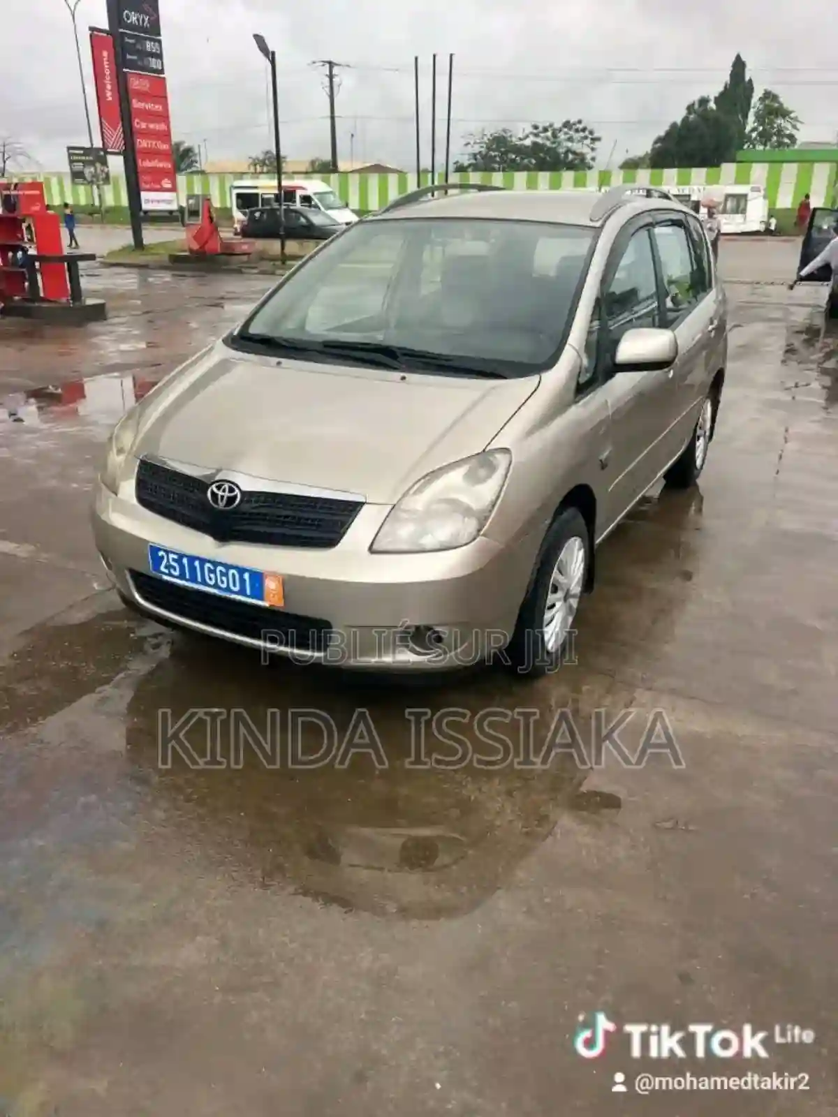 Toyota Corolla Verso 18 2008 Noir Mat - Vue 6