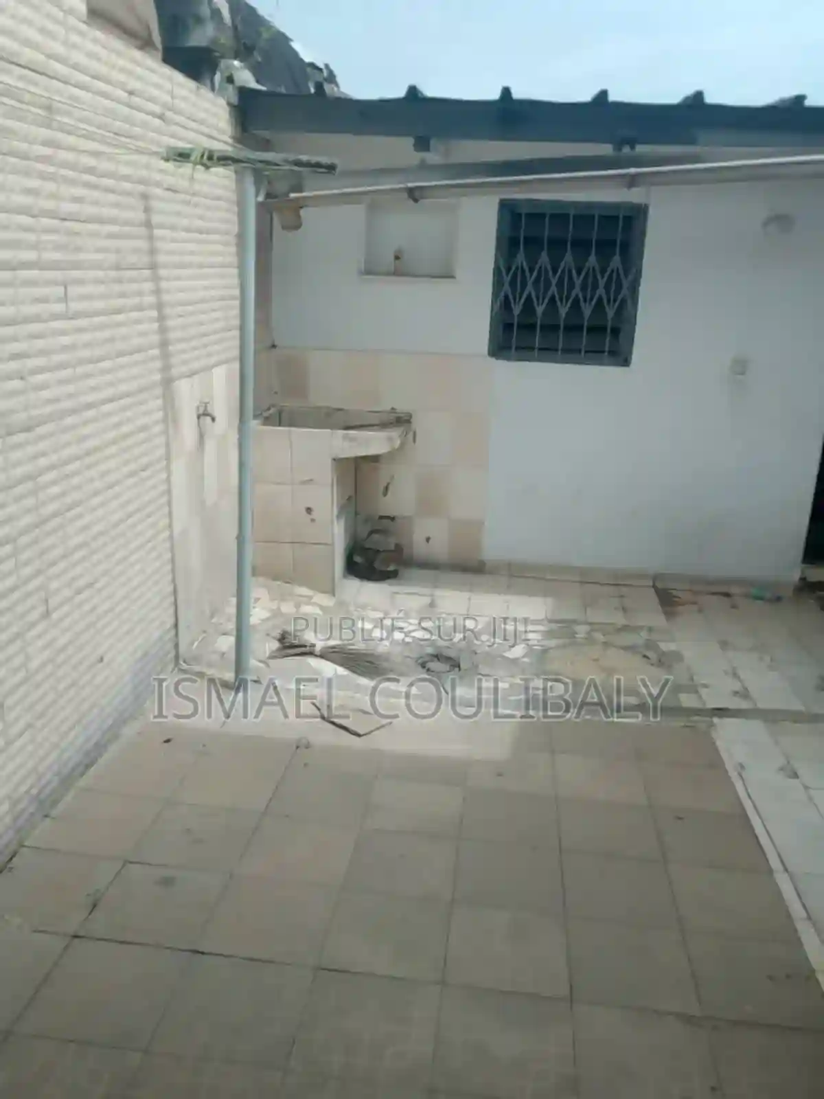 Furnished 8chbre Duplex Dans Ismael Coulibaly Cocody à Vendre - Vue 5