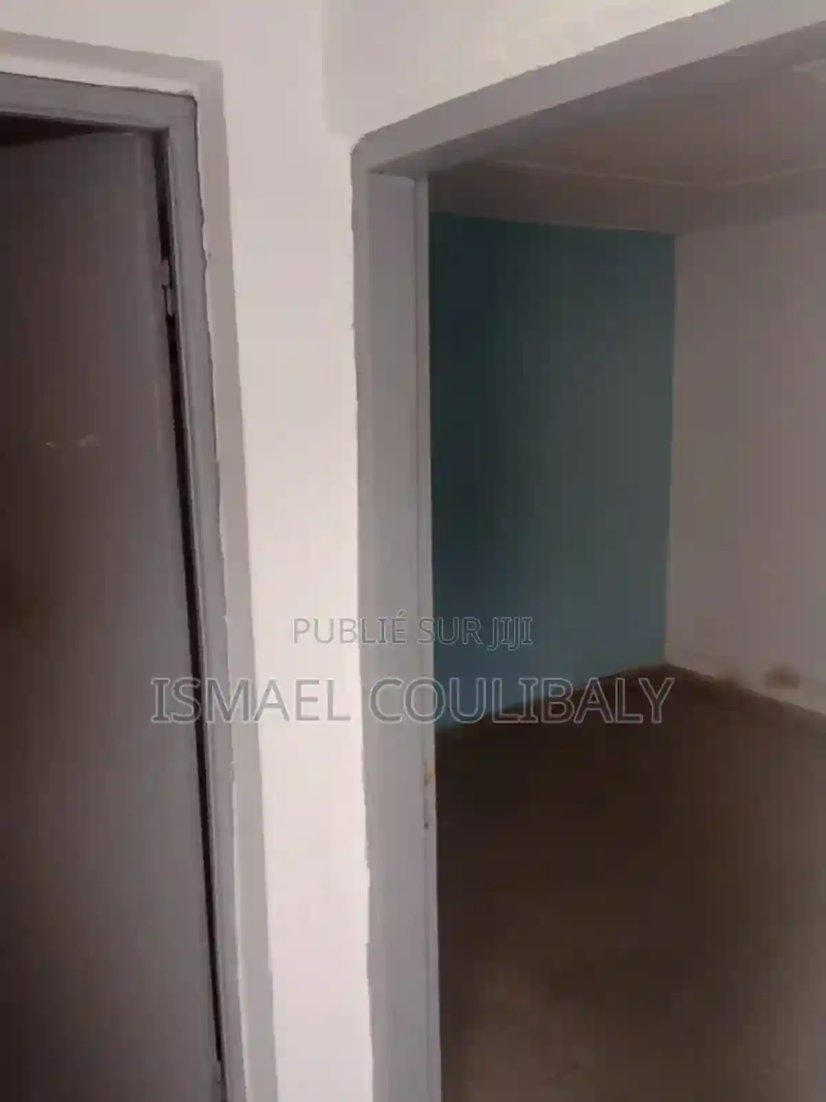 Furnished 8chbre Duplex Dans Ismael Coulibaly Cocody à Vendre - Vue 6