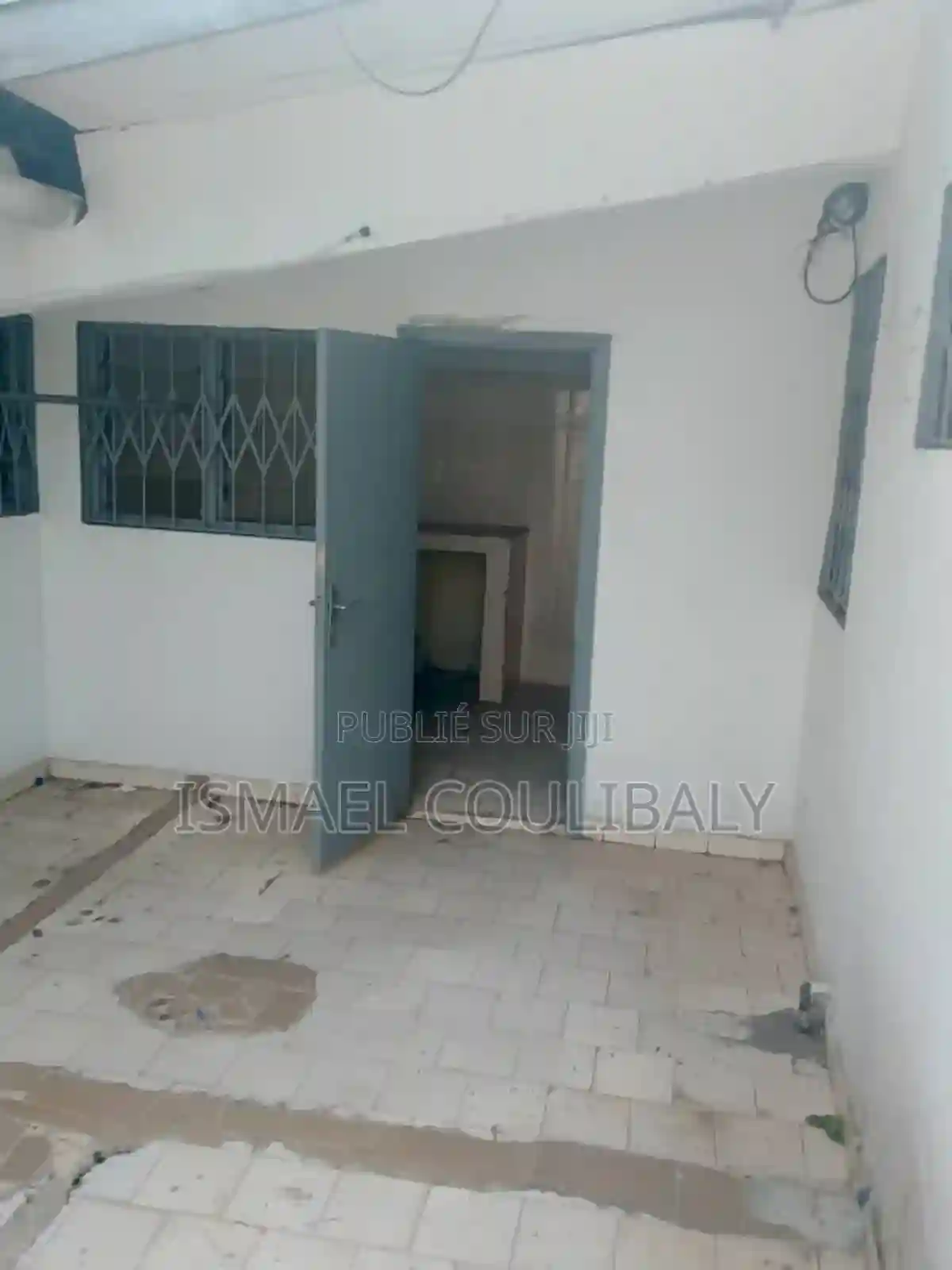 Furnished 8chbre Duplex Dans Ismael Coulibaly Cocody à Vendre - Vue 8