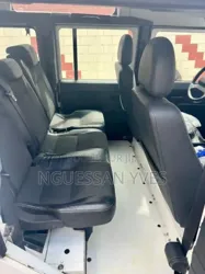 Land Rover Defender 2014 Blanc