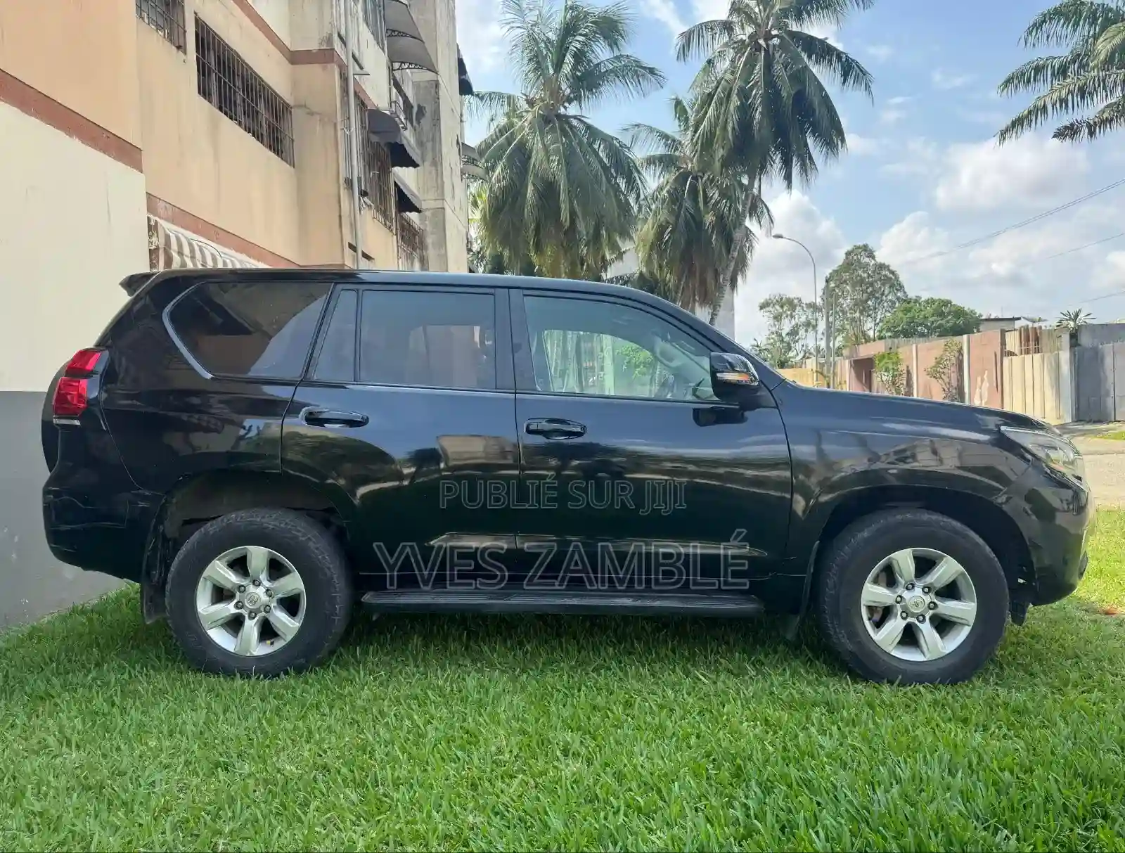Toyota Land Cruiser Prado 2017 Noir - Vue 6