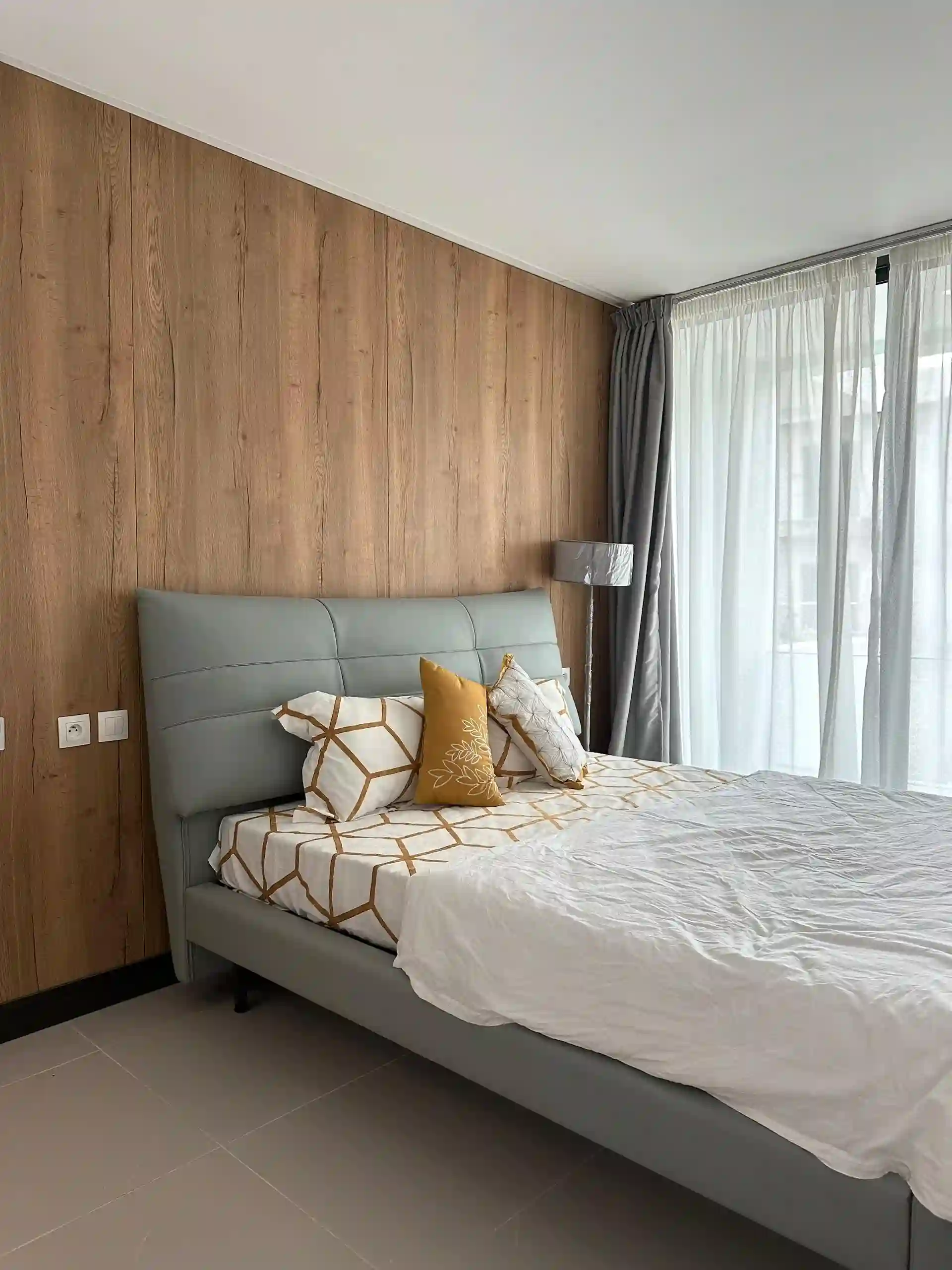 STUDIO MEUBLÉ – LOCATION SAISONNIÈRE - Vue 4