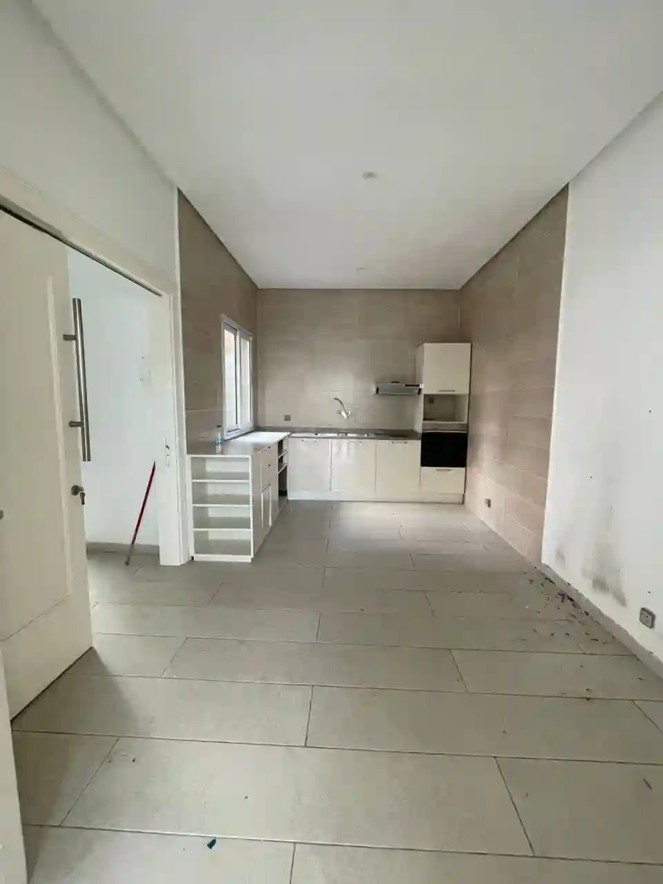 À Louer – Villa Duplex F5 – À Cocody Riviera 3 (cité Synacasci) - Vue 1