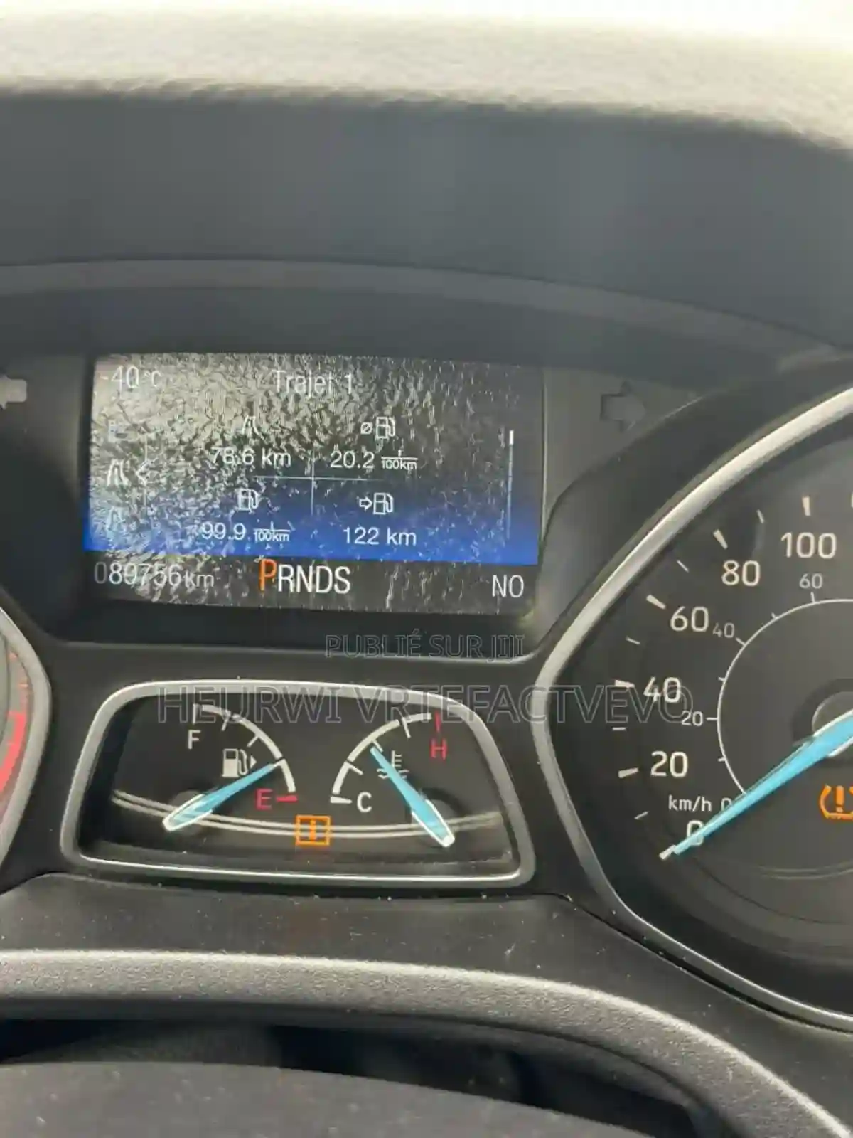 Ford Focus 2015 Blanc - Vue 4