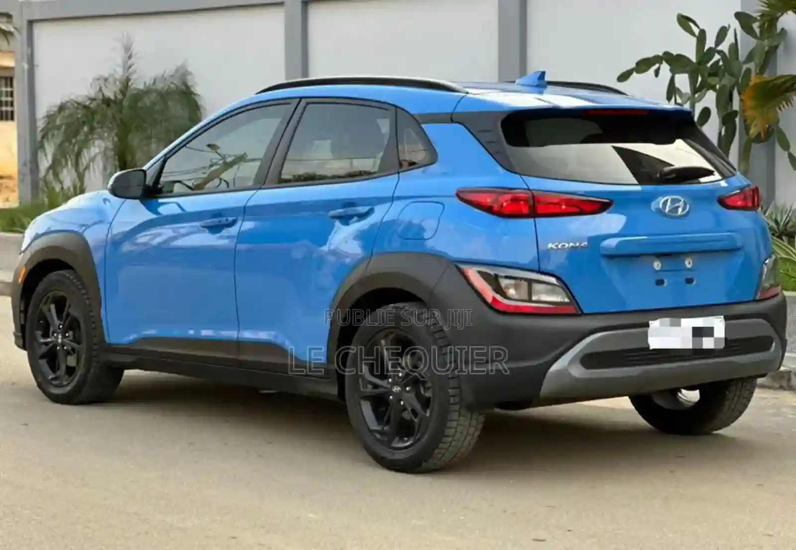 Hyundai Kona 2023 Bleu - Vue 3