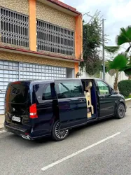 Mercedes Viano Maybach en Location