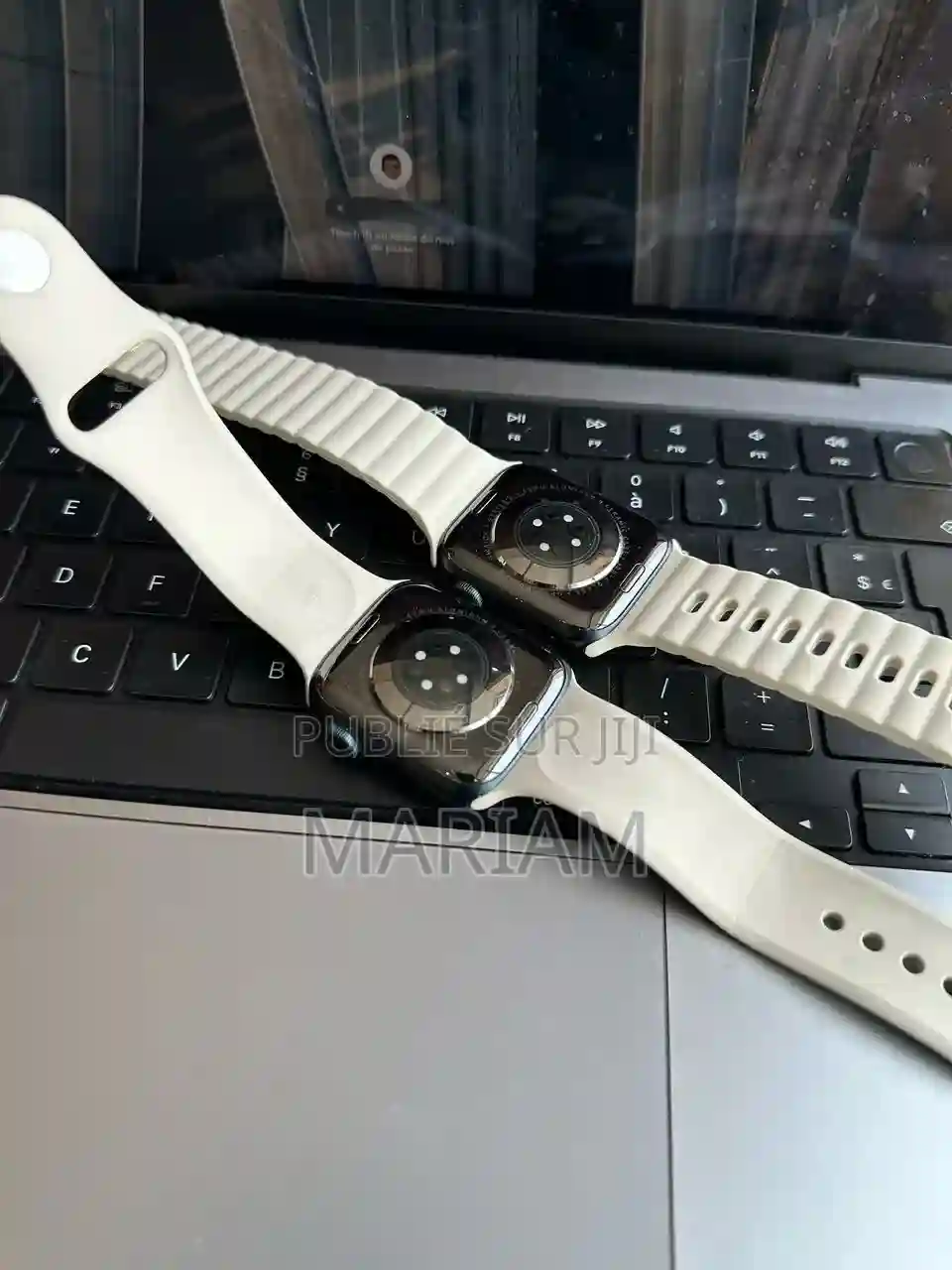 Apple Watch Série 9 45mm Quasi Neuf Importés - Vue 3