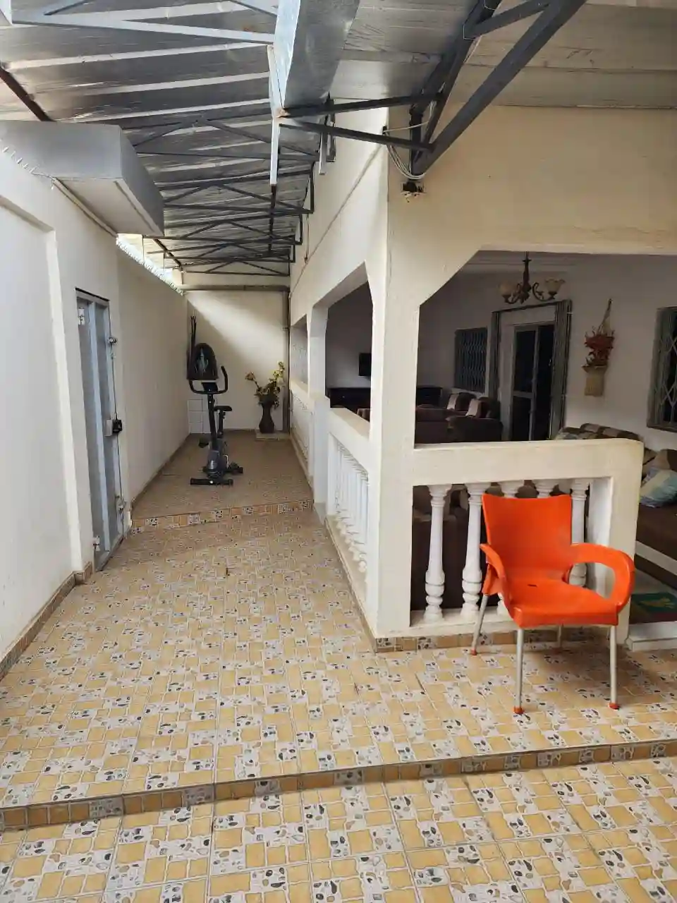 Vente D’une Villa Duplex DE 5 Pièces - Vue 2