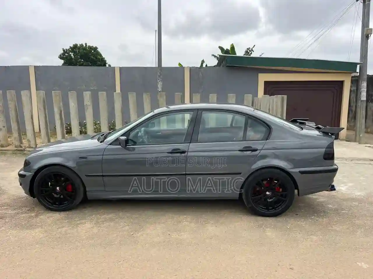 BMW 325i 2002 Gris - Vue 1