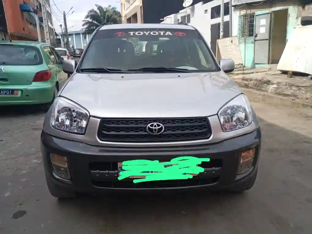Toyota Rav4 Intermédiaire Manuelle - Vue 2