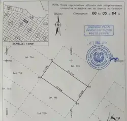 Beau Terrain Vers L’hôpital Mère et Enfant