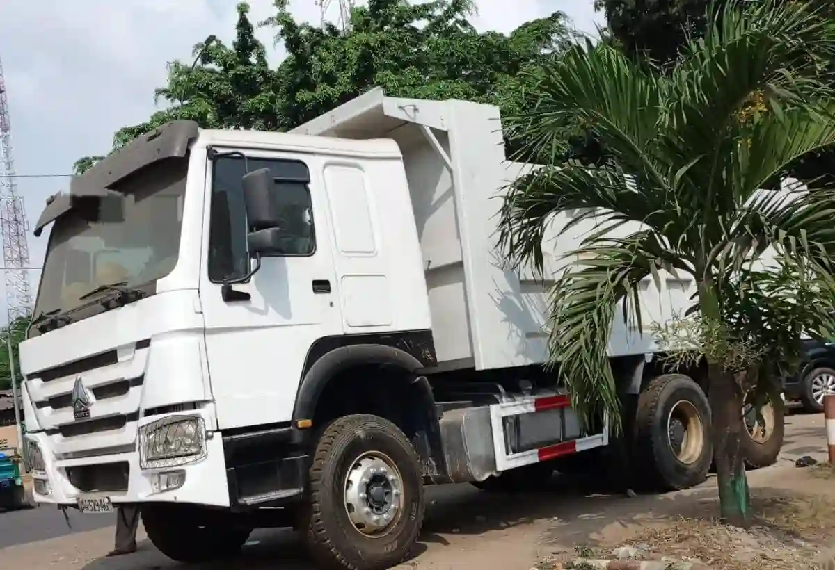 Location de Camions Bennes par Jours