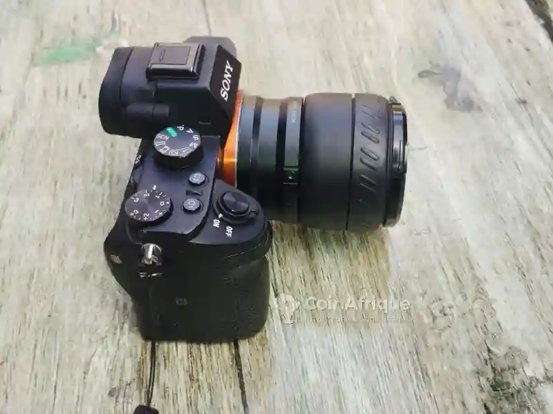 Sony Alpha 7 Mark II - Vue 2