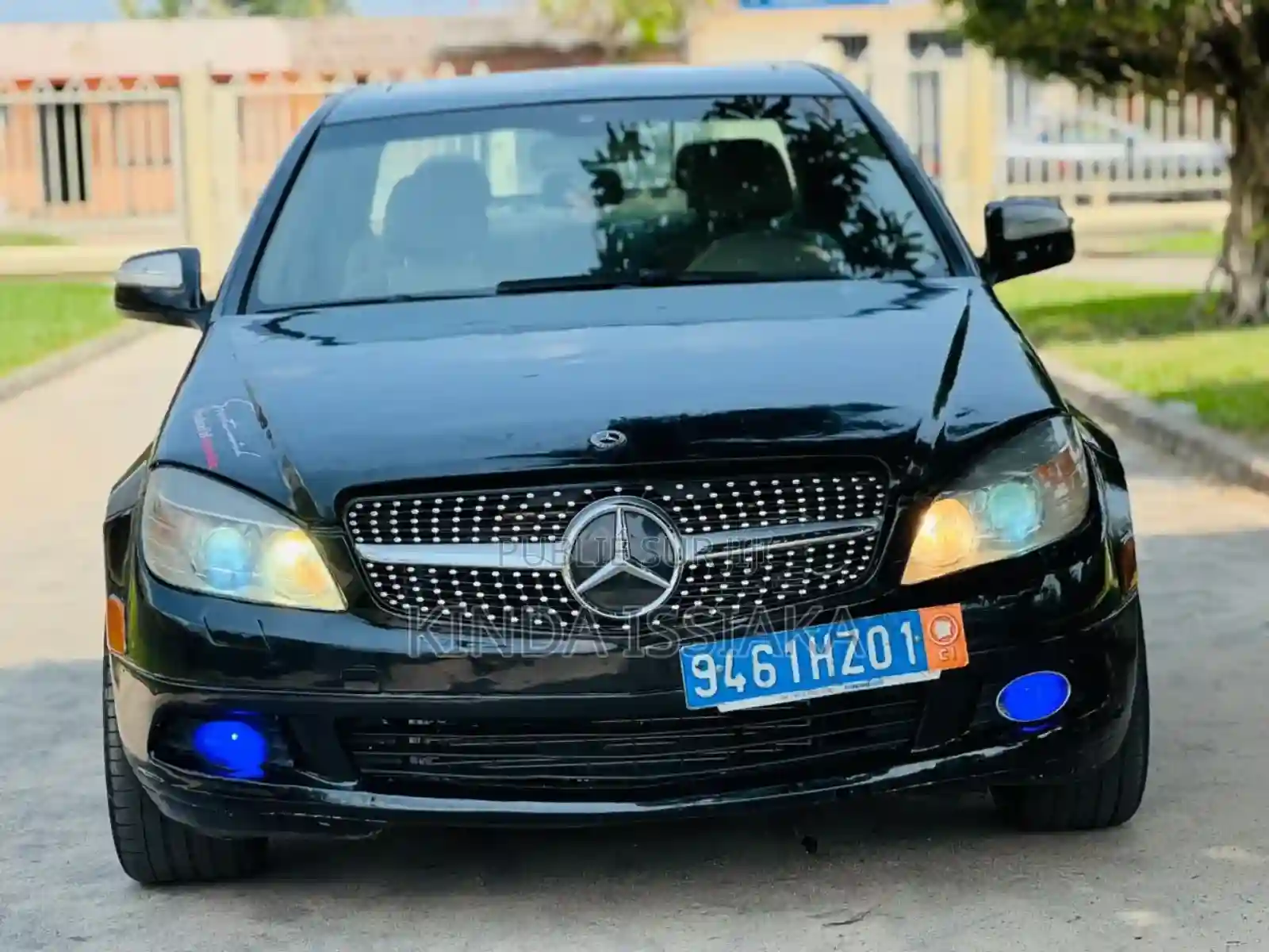 Mercedes-benz C300 Luxury Sedan AWD (30l 6cyl 7A) 2009 Noir - Vue 8