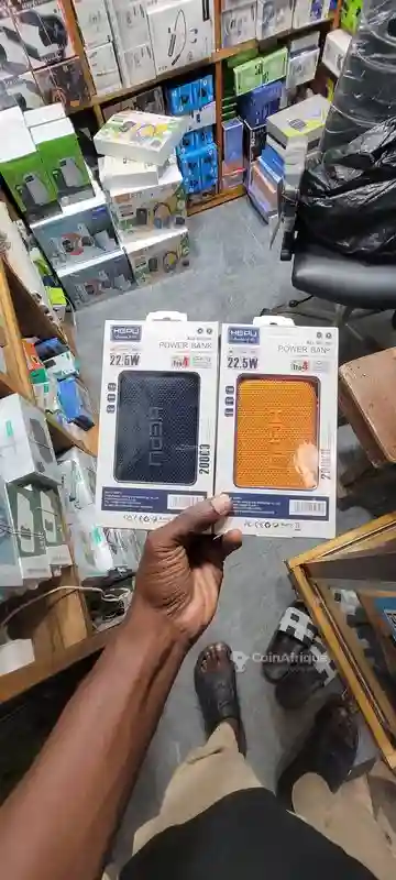 Hepu Mini Power Bank - Vue 1