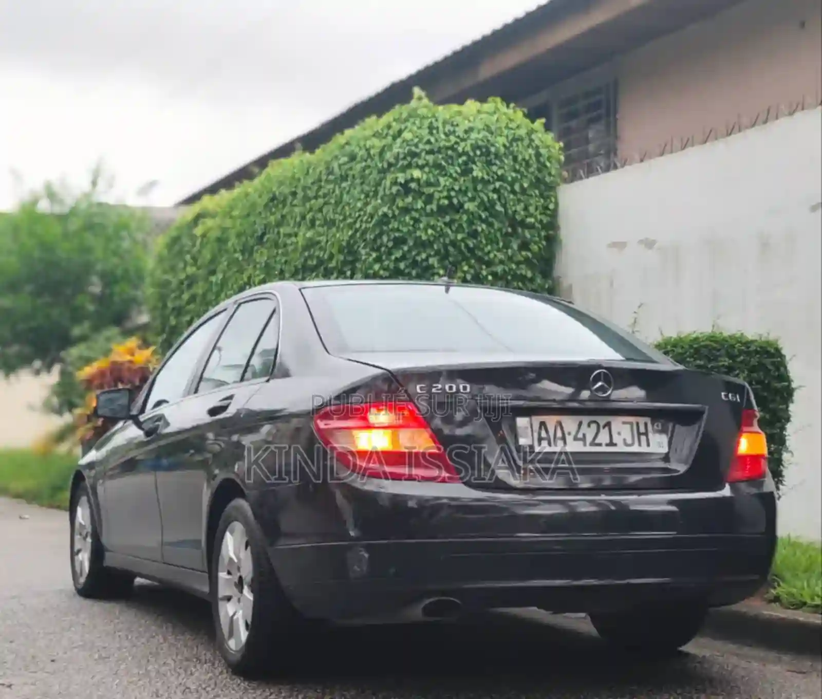 Mercedes-benz C200 2011 Noir - Vue 4