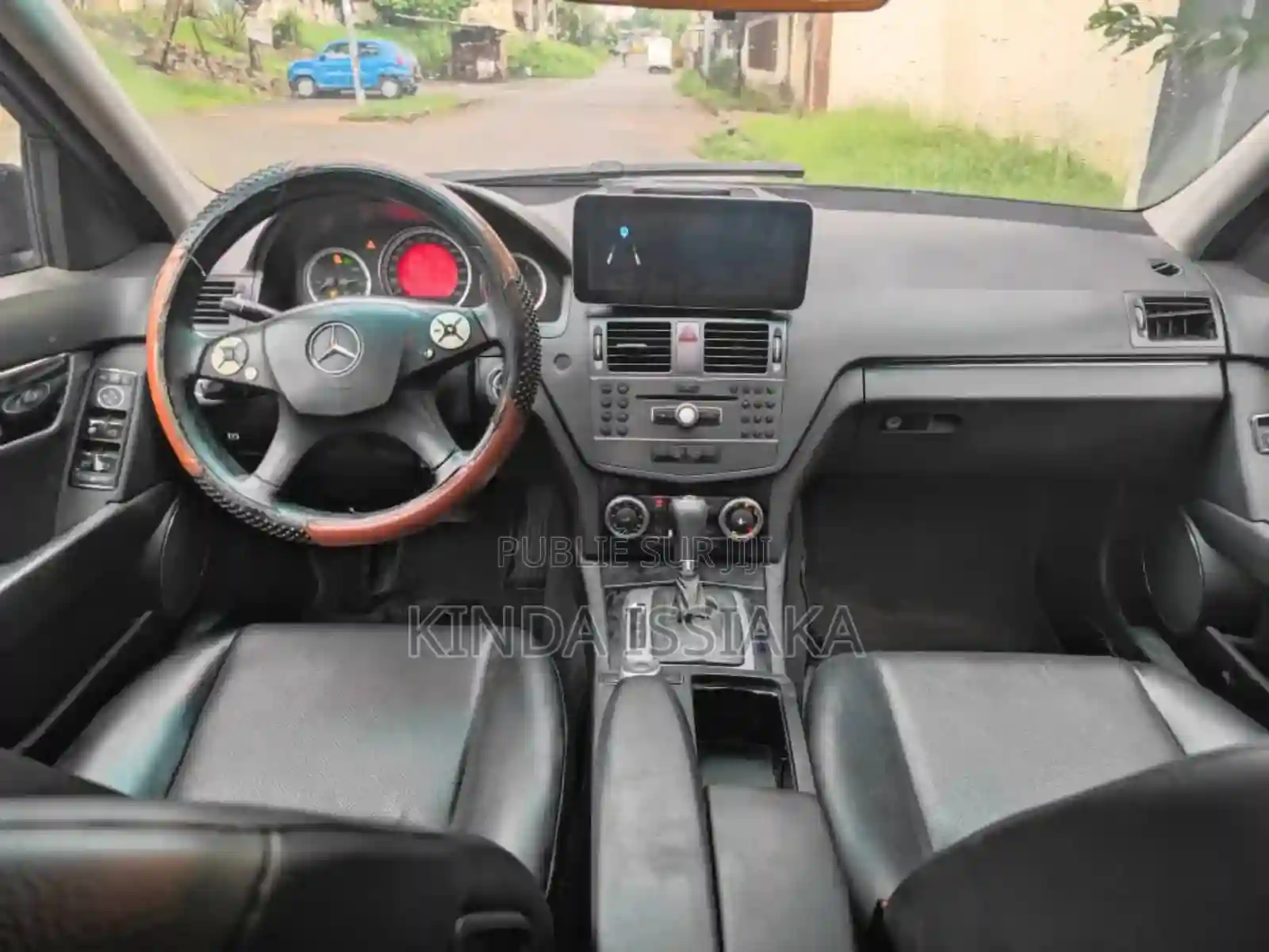 Mercedes-benz C200 2011 Noir - Vue 9