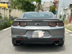 Chevrolet Camaro 2020 Gris