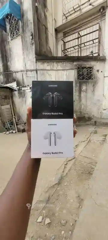 Samsung Galaxy Buds 3 Pro - Vue 1
