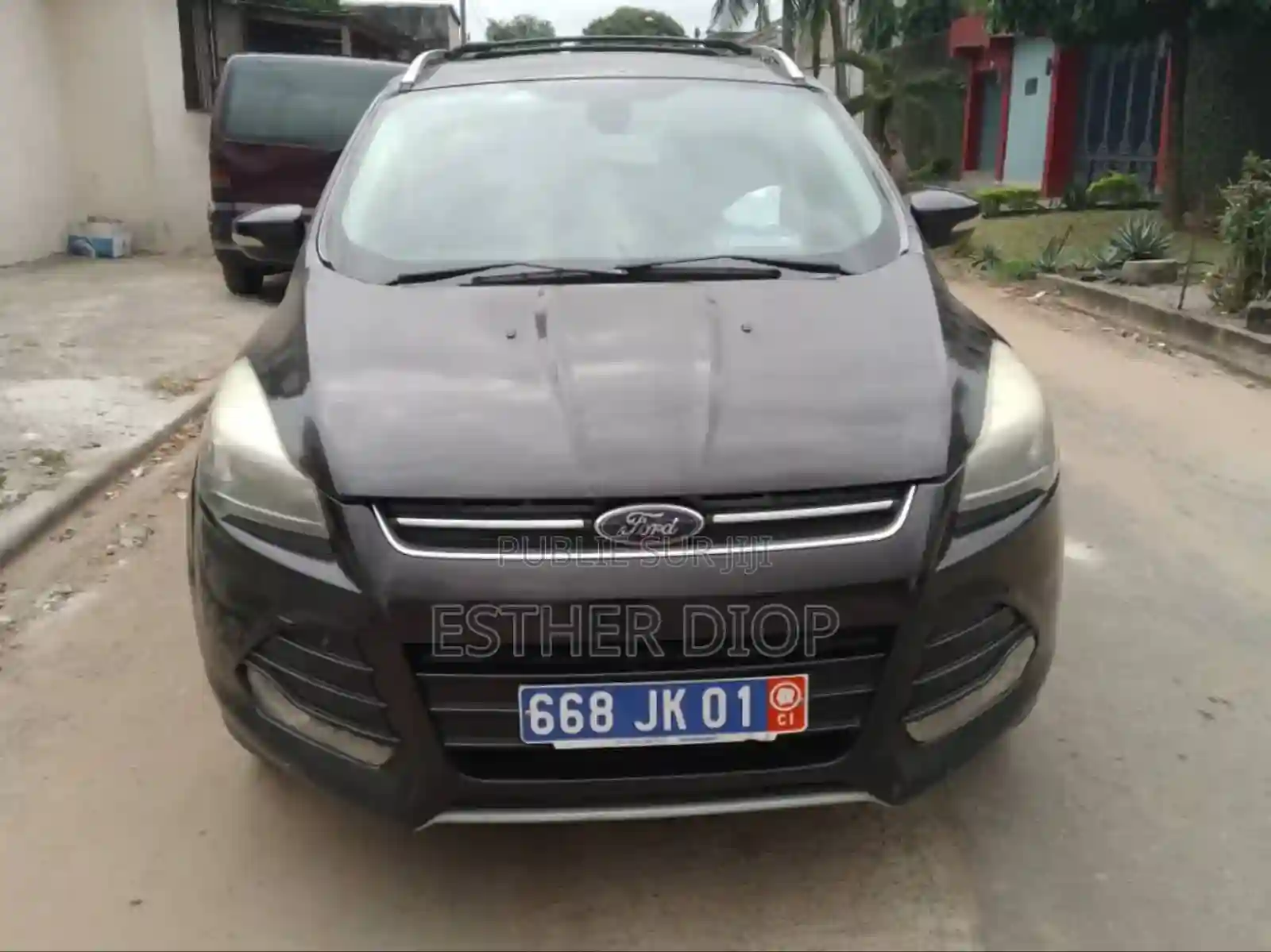 Ford Escape 2013 Noir - Vue 6