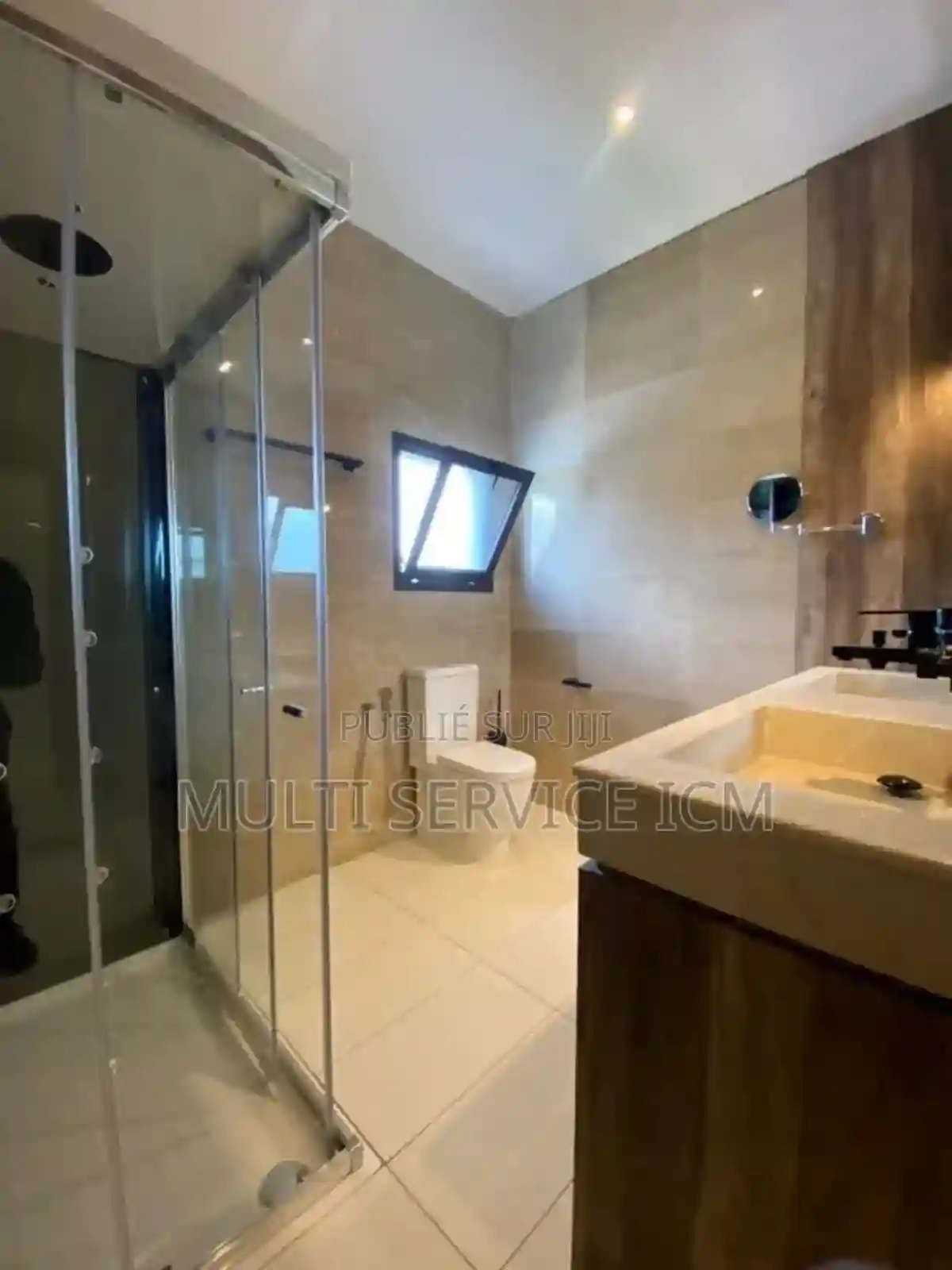 A Louer - Villa Duplex Haut - Vue 3
