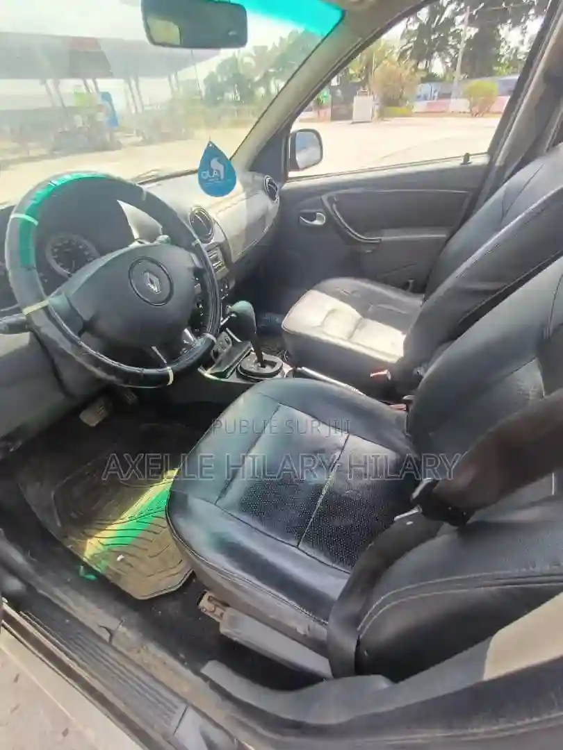 Renault Duster 2015 Noir - Vue 3