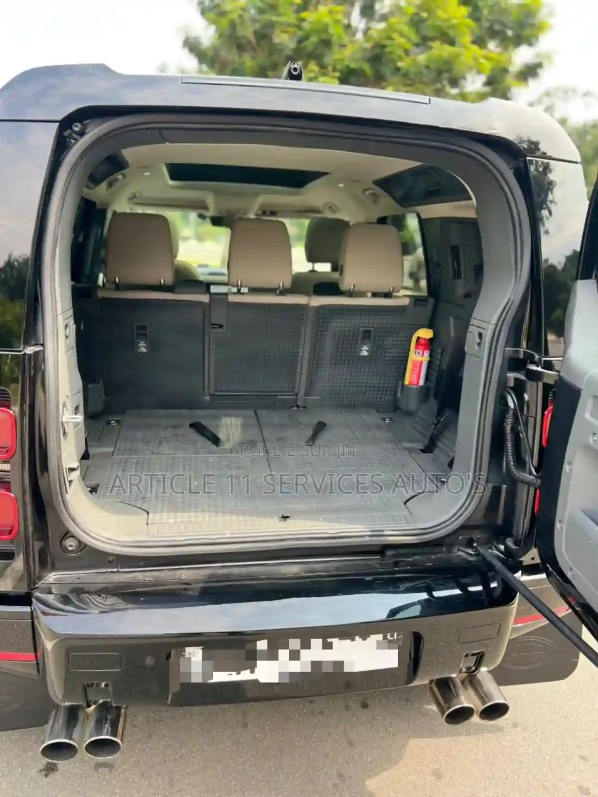 Land Rover Defender First Edition 2021 Noir - Vue 3