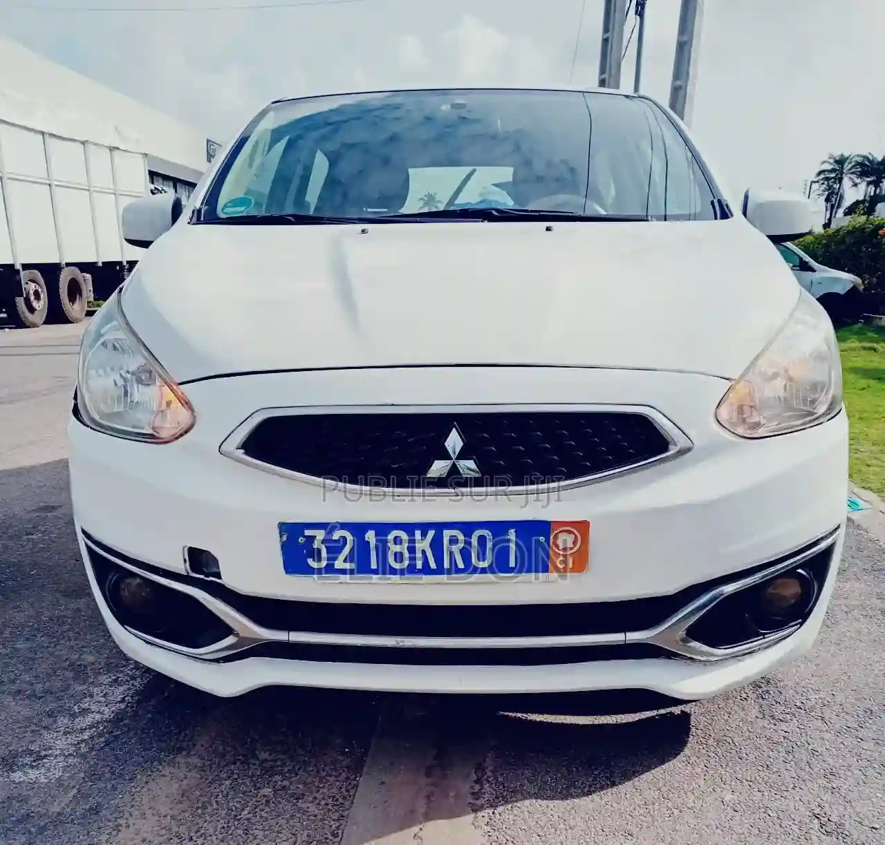 Mitsubishi Spacestar 2018 Blanc - Vue 3