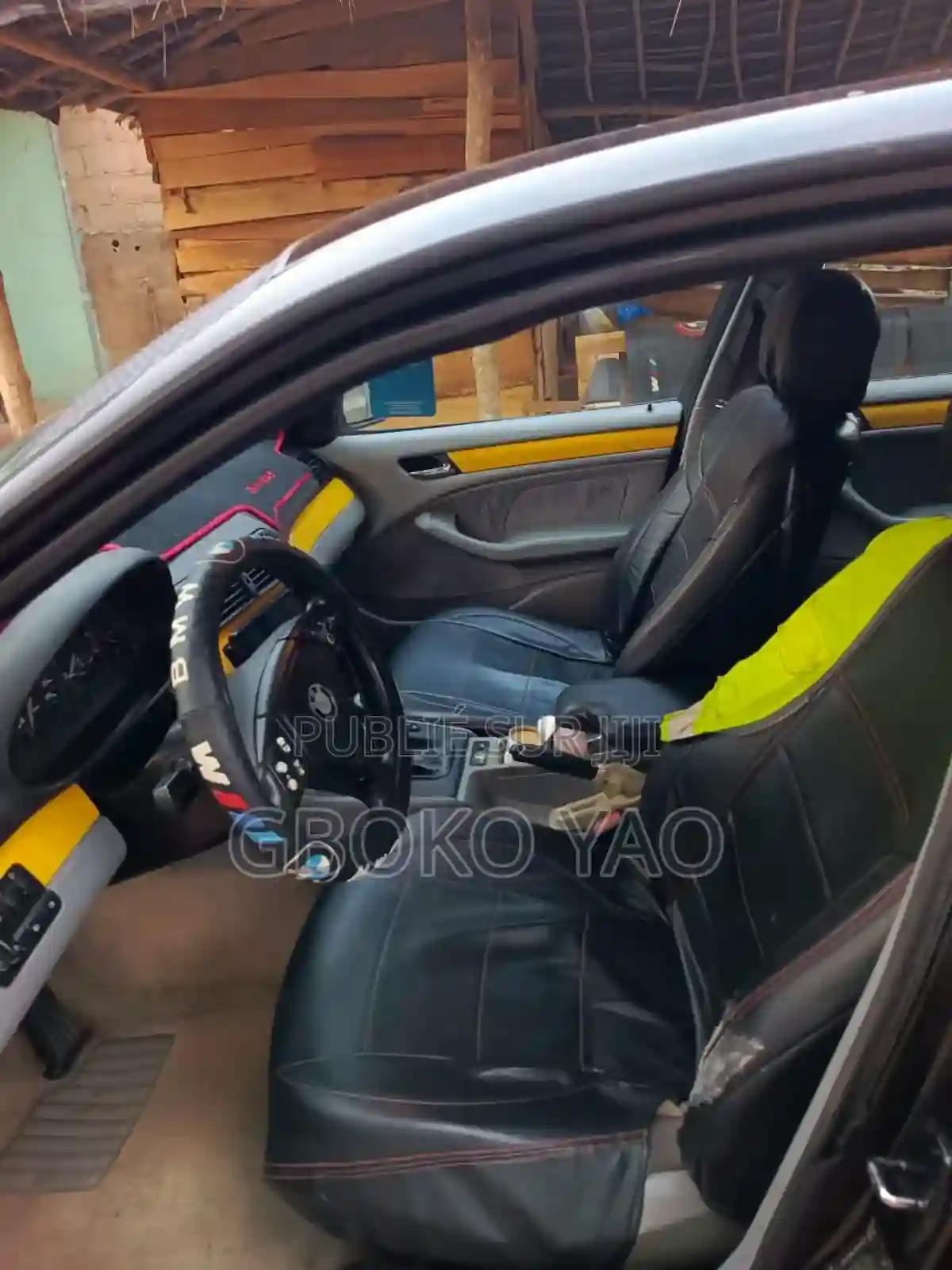 BMW 318i 1995 Noir Mat - Vue 1