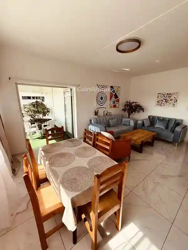 Location Appartements Meublés 3 Pièces - Cocody - Vue 1