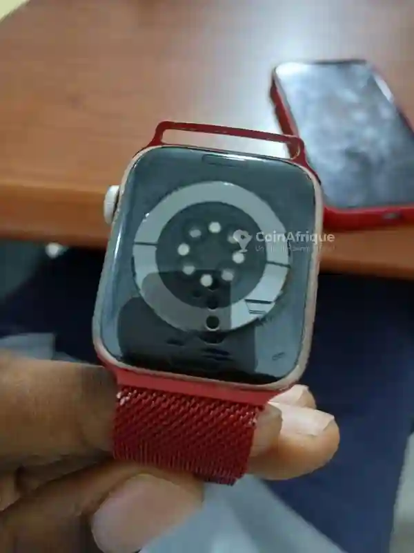 Montre Apple - Vue 2