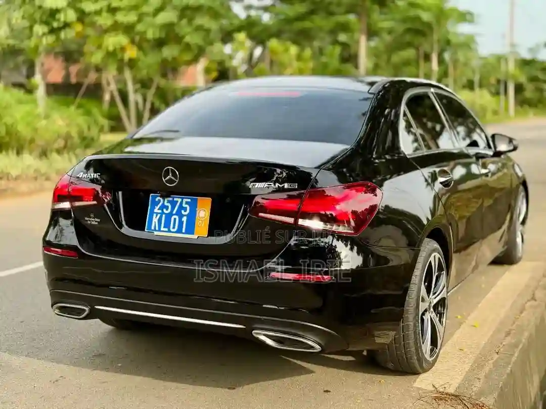 Mercedes-benz 220 2021 Noir - Vue 6