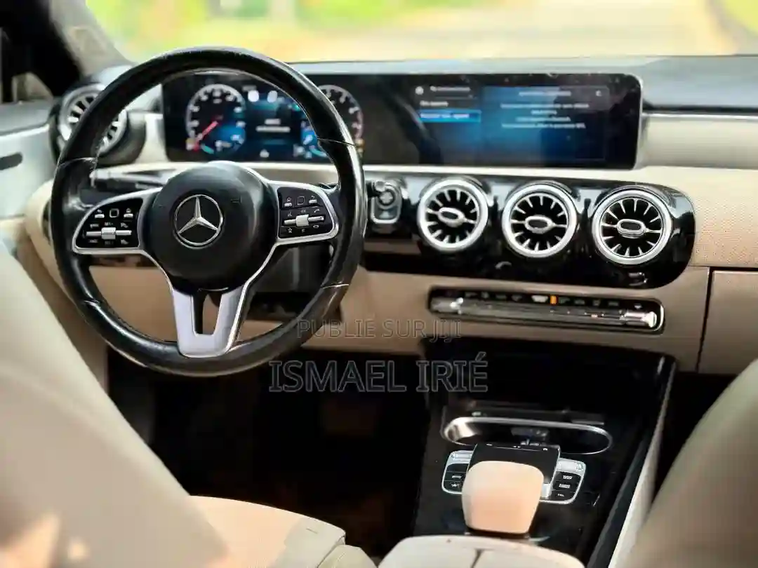 Mercedes-benz 220 2021 Noir - Vue 8