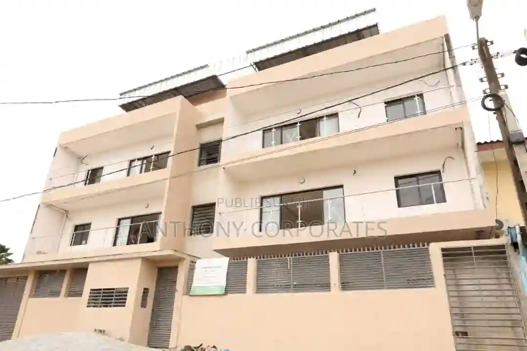 Annonce N°07015985-ski72 Bureaux - Adjame Indenie