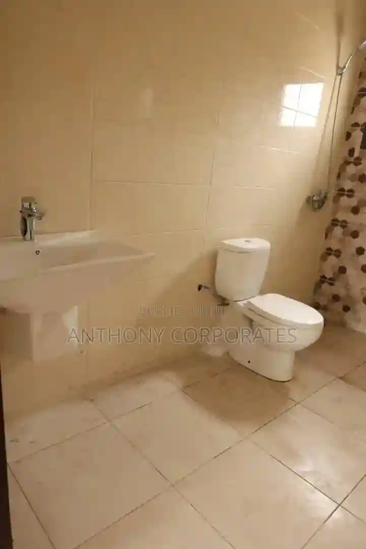 Annonce N°07015985-ski72 Bureaux - Adjame Indenie - Vue 2