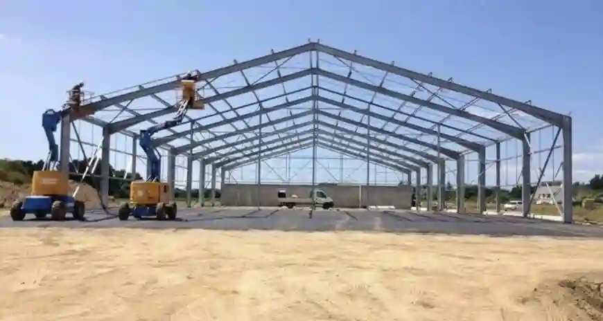 Construction Métallique Charpente -hangar - Vue 1