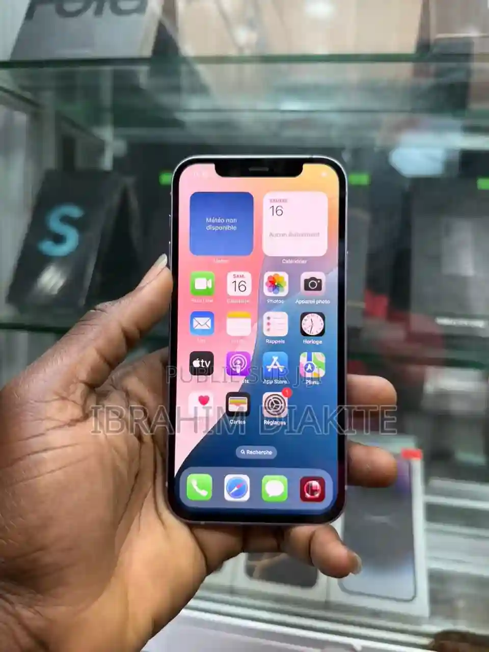 Pomme Iphone 12 64 GB Bleu - Vue 2