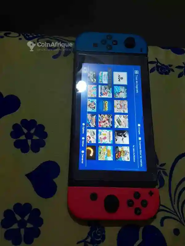 Nintendo Switch - Vue 1