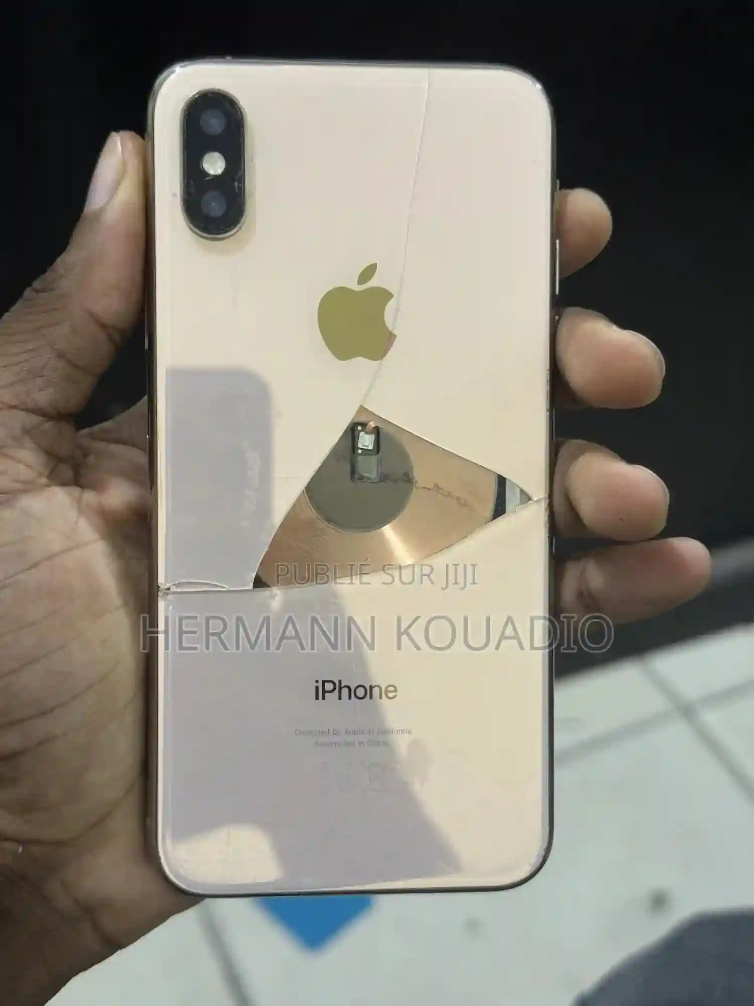 Pomme Iphone XS 64 GB Doré - Vue 1