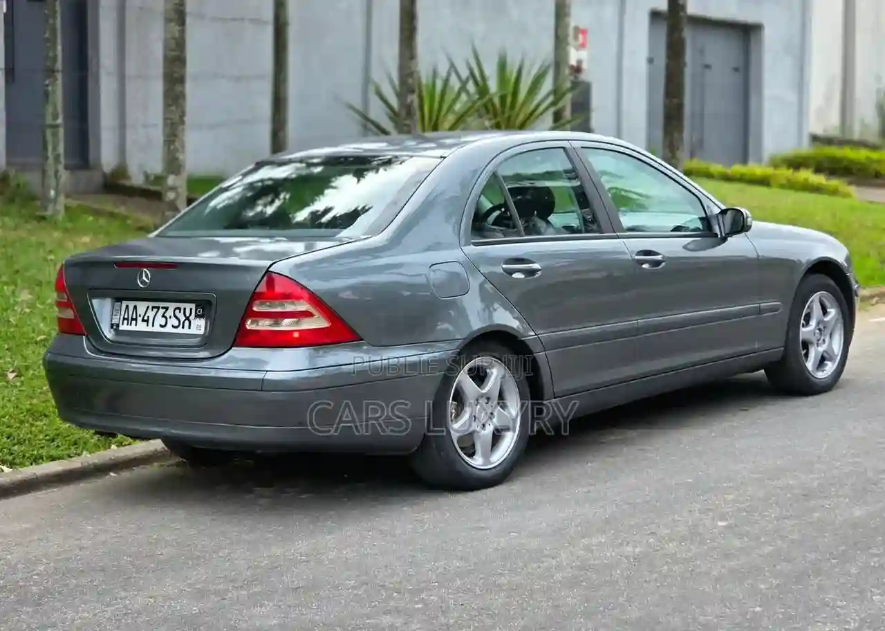 Mercedes-benz C180 2003 Argenté - Vue 6