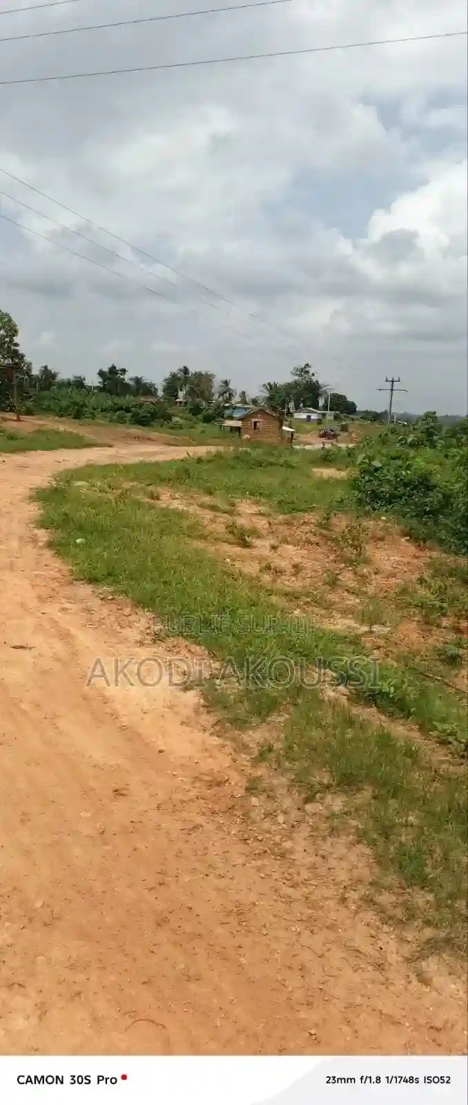 Terrains Constructibles À Proximité Du Péage D’anyama - Vue 2