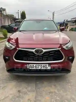 Toyota Highlander 2021 Rouge - Vue 2