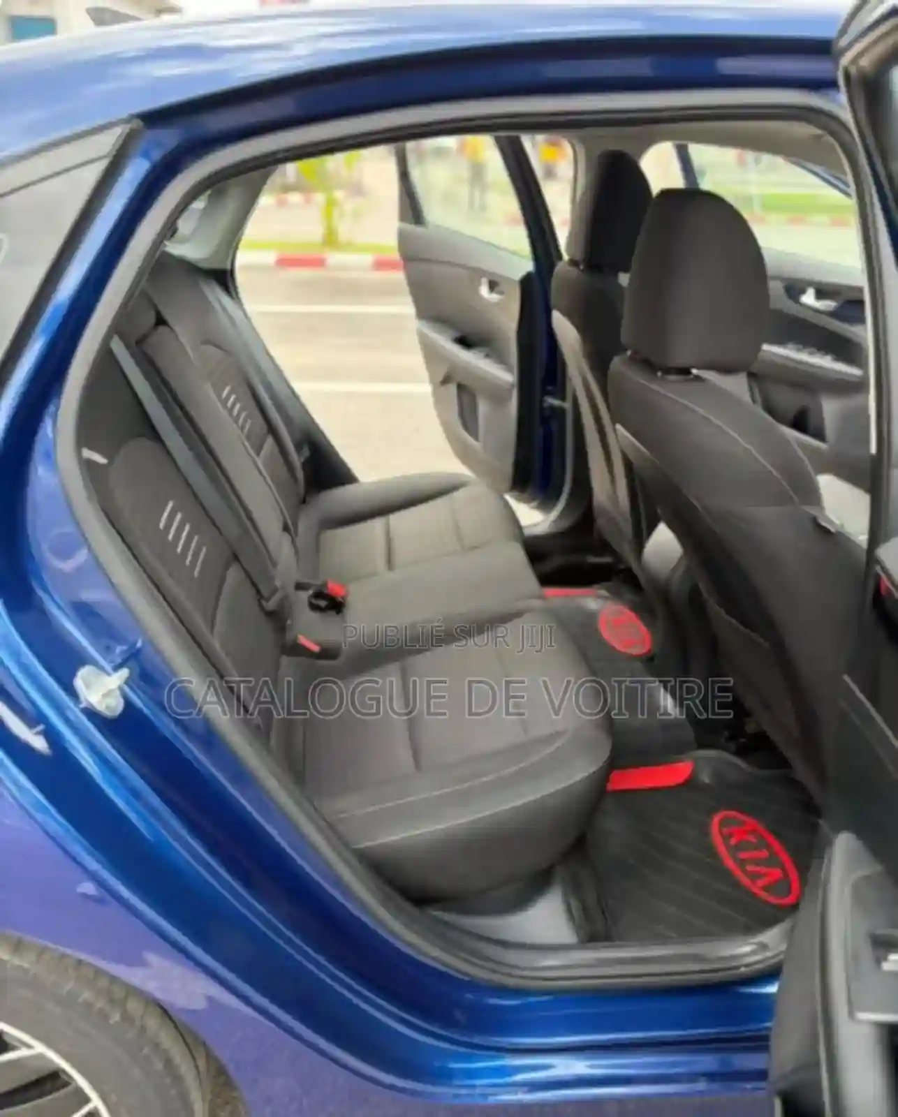 Kia Forte 2022 Bleu - Vue 2