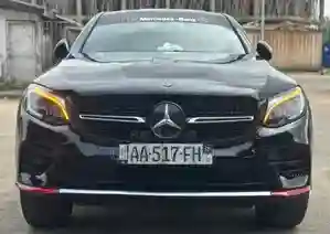 Mercedes-benz Glc-class 2018 Noir - Vue 2
