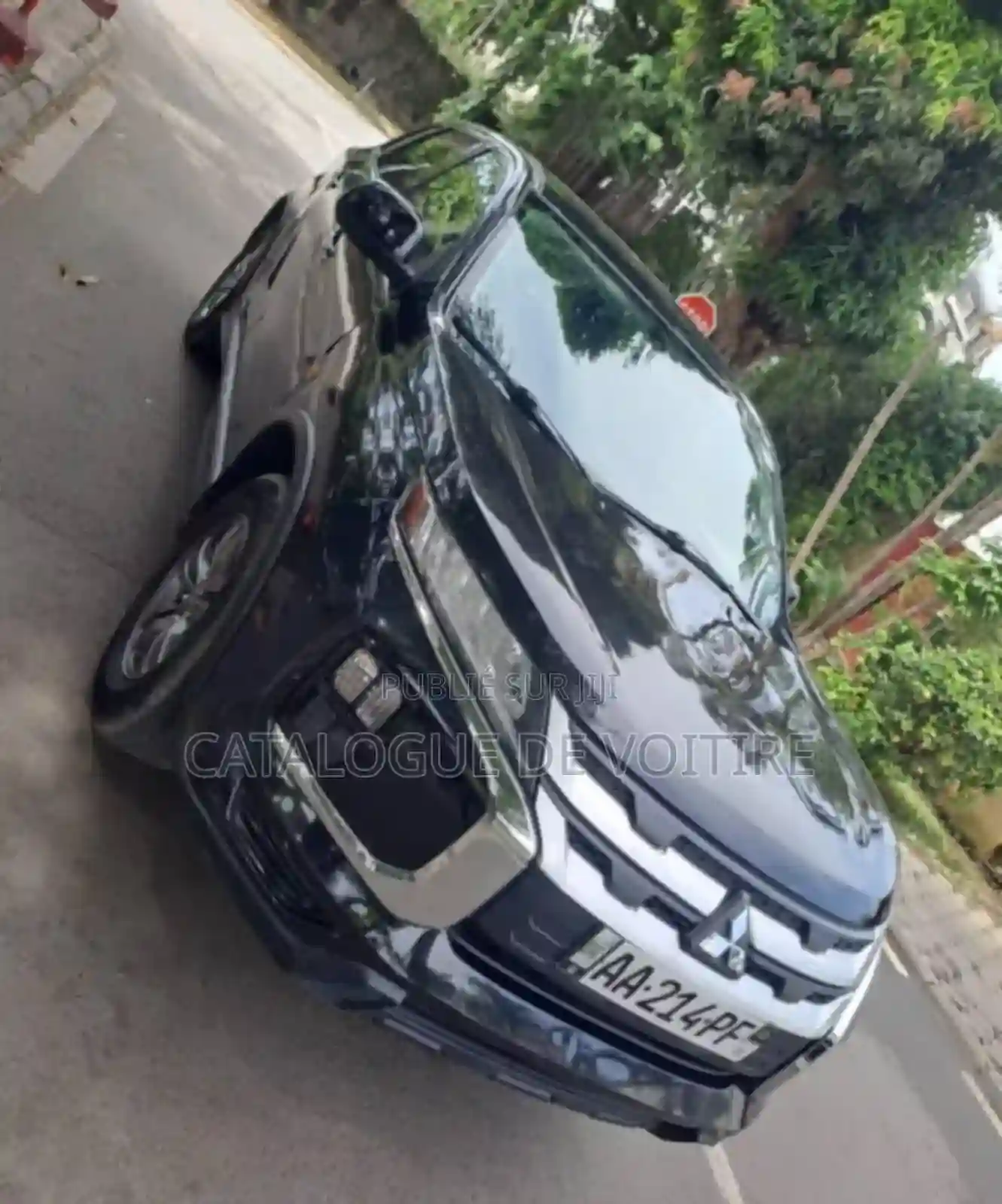 Mitsubishi Outlander 2021 Noir - Vue 2